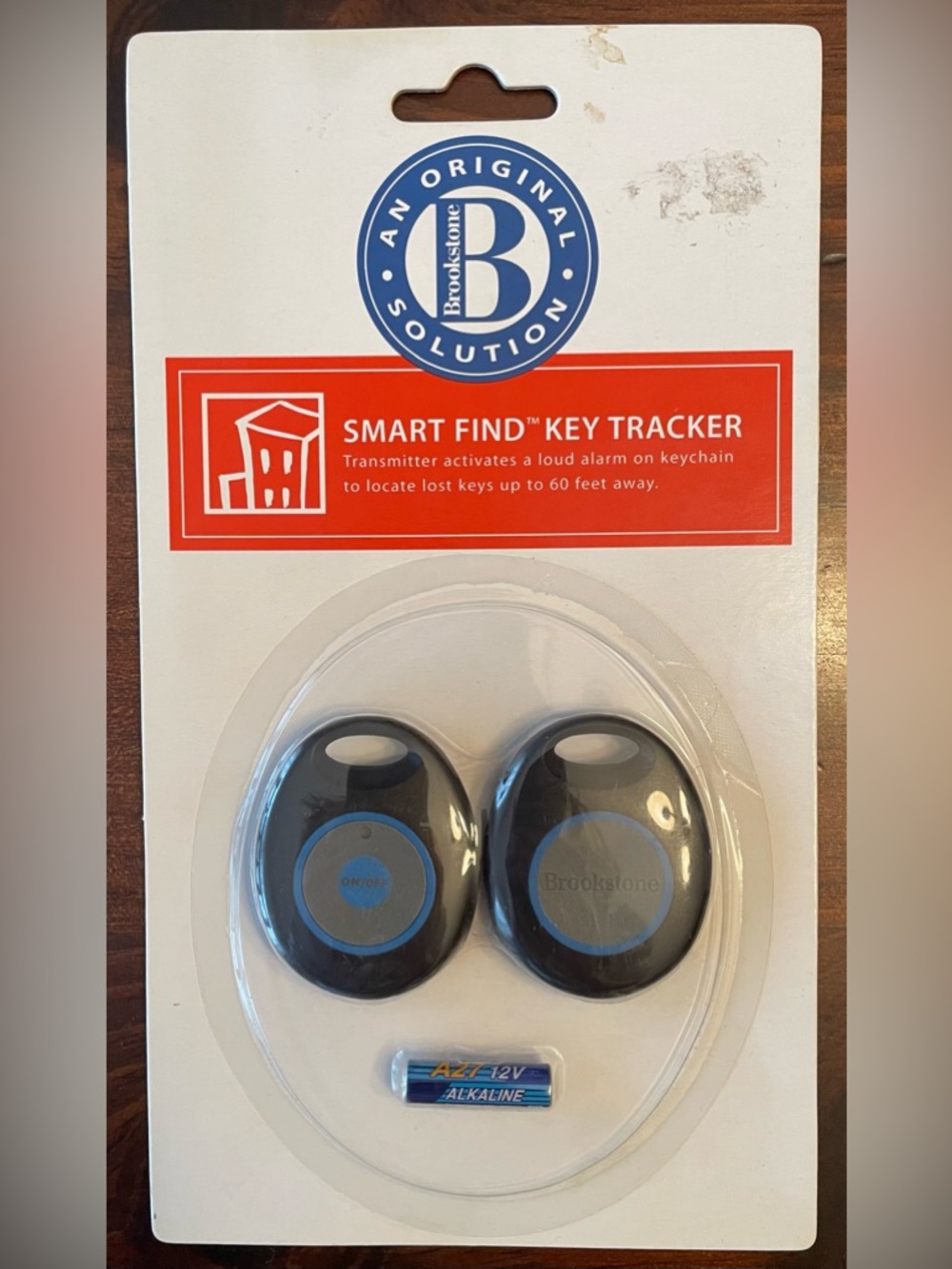 Brookstone SMART FIND Key Tracker - NEW IN ORIGINAL PACKAGING